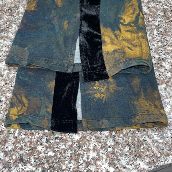Johnny Was Biya JWLA Lucid Verde Velvet Detail Sweatpants - Picture 5 of 10